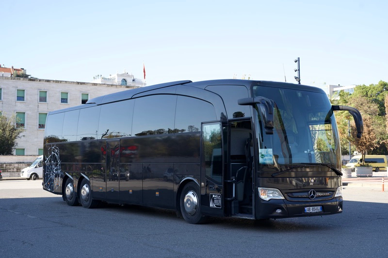Mercedes Benz Travego VIP Black 
